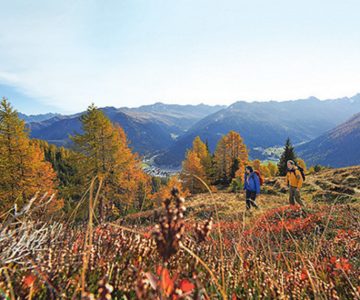 Familienhotel_1739Cz_R6_Davos_Wandern_Schatzalp_Herbst_1530329356047 Familienhotel_1739Cz_R6_Davos_Wandern_Schatzalp_Herbst_1530329356047