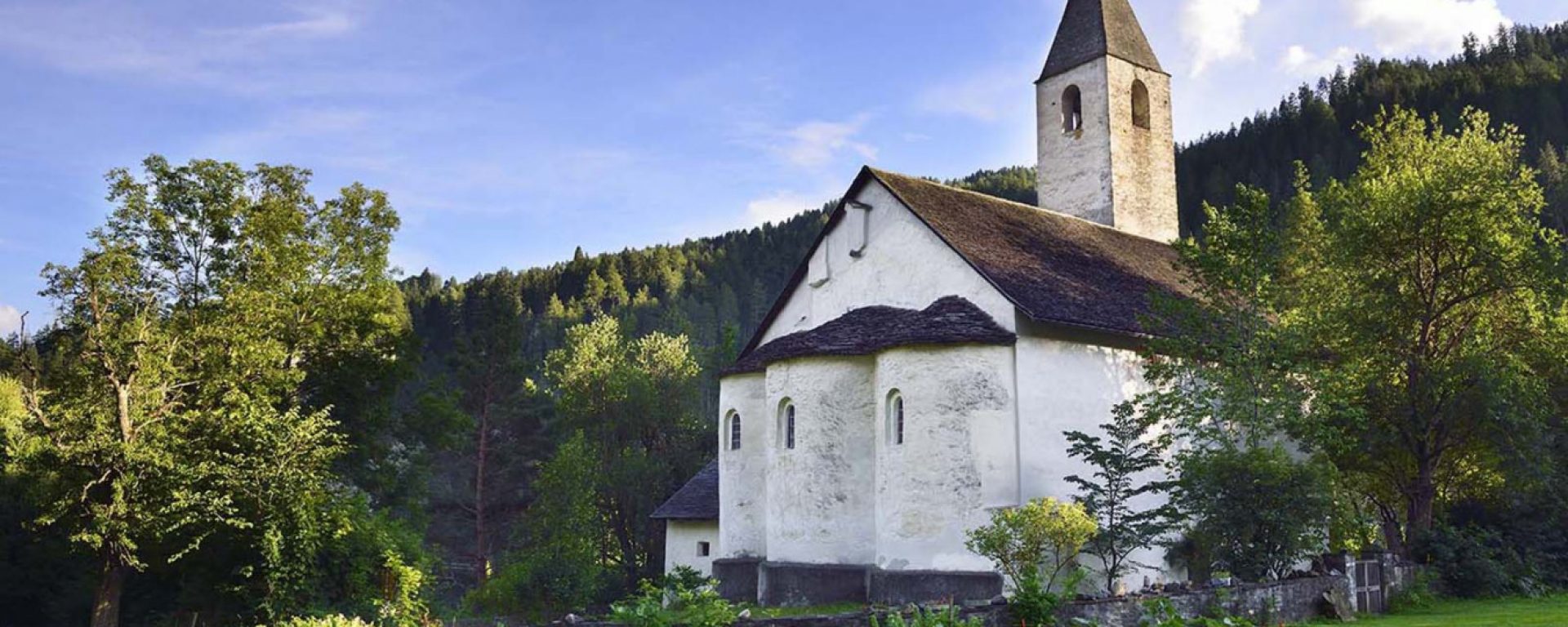 Kirche Mistail Alvaschein Copyright Lorenz A. Fischer Kirche Mistail Alavschein- Kultur im Parc Ela